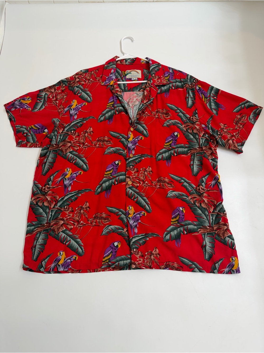 Paradise Found Hawaii Red Parrot Hawaiian Camp Shirt Rayon Made In Hawaii XL